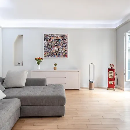 Homestay In The Heart Of Paris