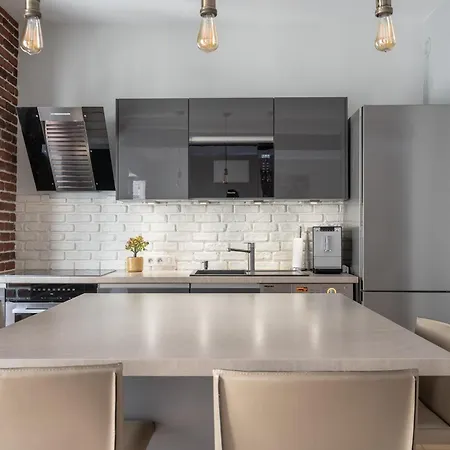 In The Heart Of Homestay Paris